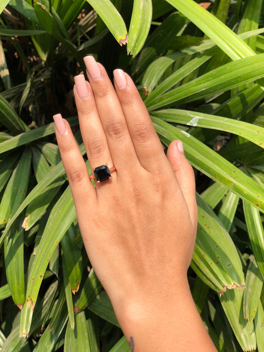 Black  adjustable stone ring